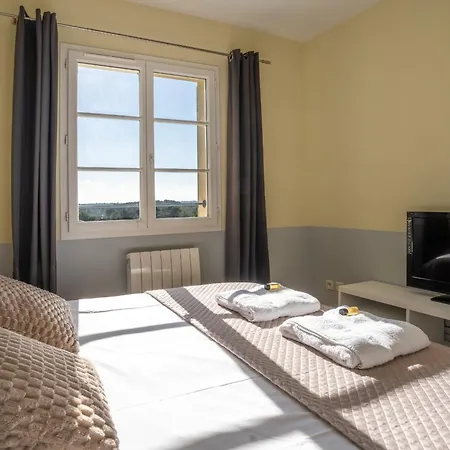 Holiday home Avec Piscine Sur Le Golf *