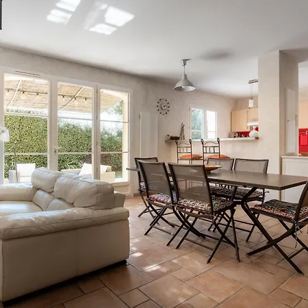 Avec Piscine Sur Le Golf Holiday home *