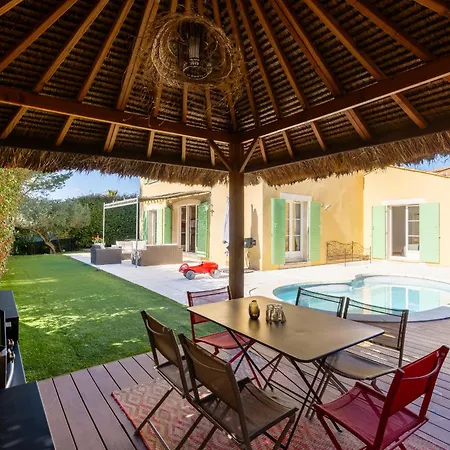 Avec Piscine Sur Le Golf Holiday home *
