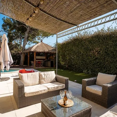 Holiday home Avec Piscine Sur Le Golf Beziers